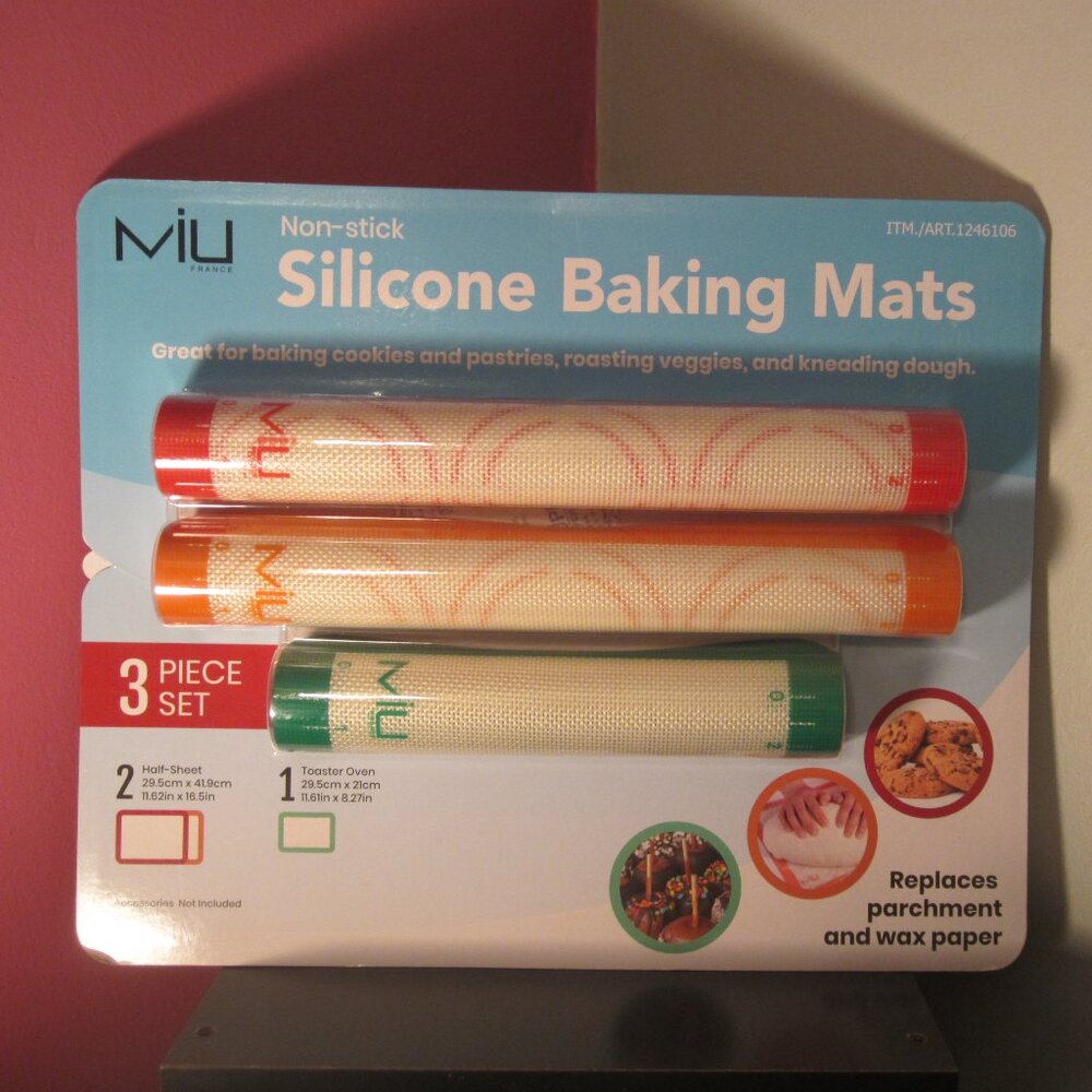 NIB/Miu Nonstick Silicone Baking Mat Set of 3 ~ BRAND NEW, SEALED!